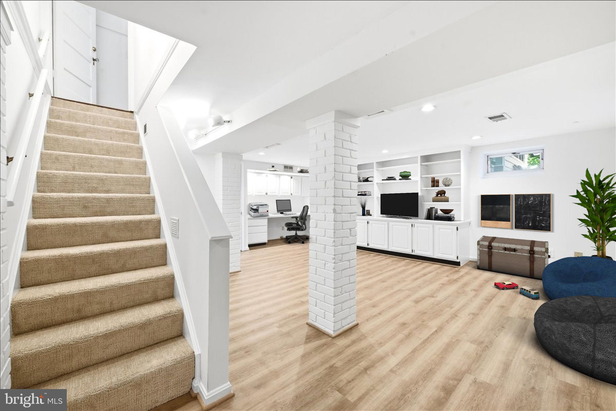CHEVY CHASE - Residential