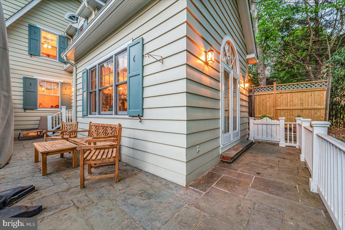 CHEVY CHASE - Residential