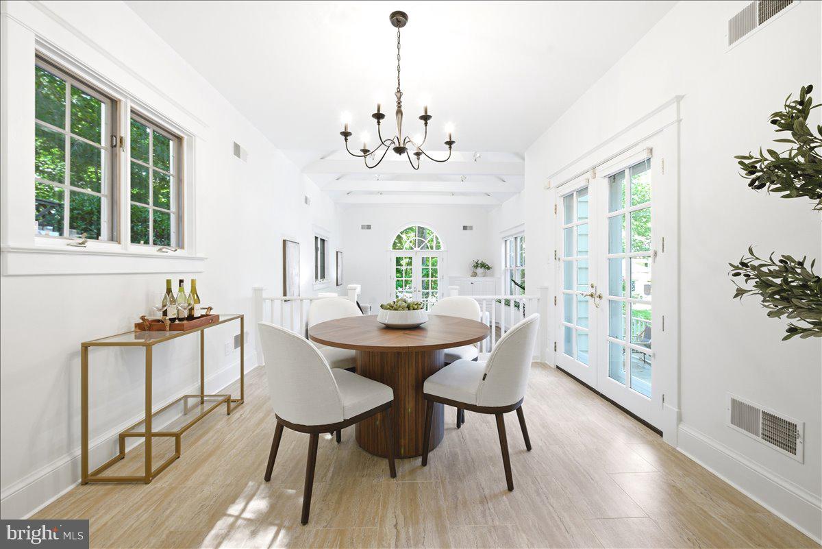CHEVY CHASE - Residential