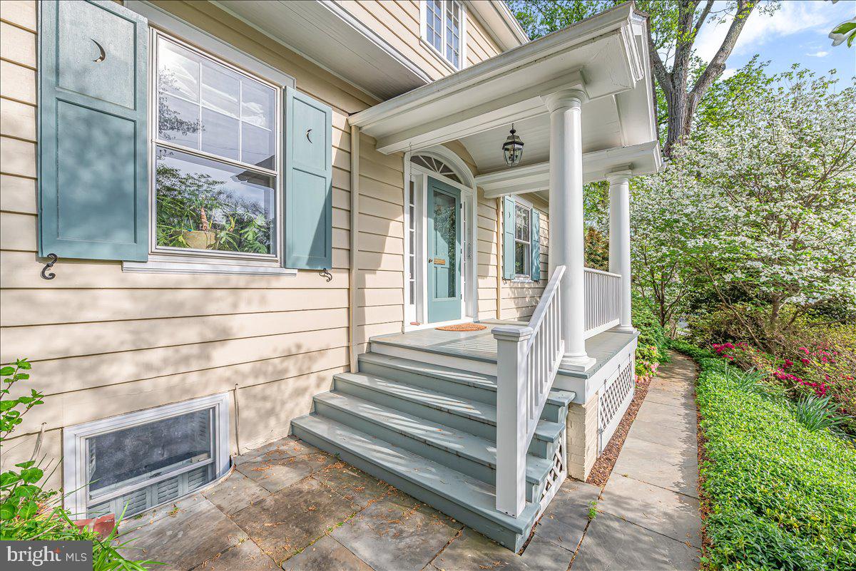 CHEVY CHASE - Residential