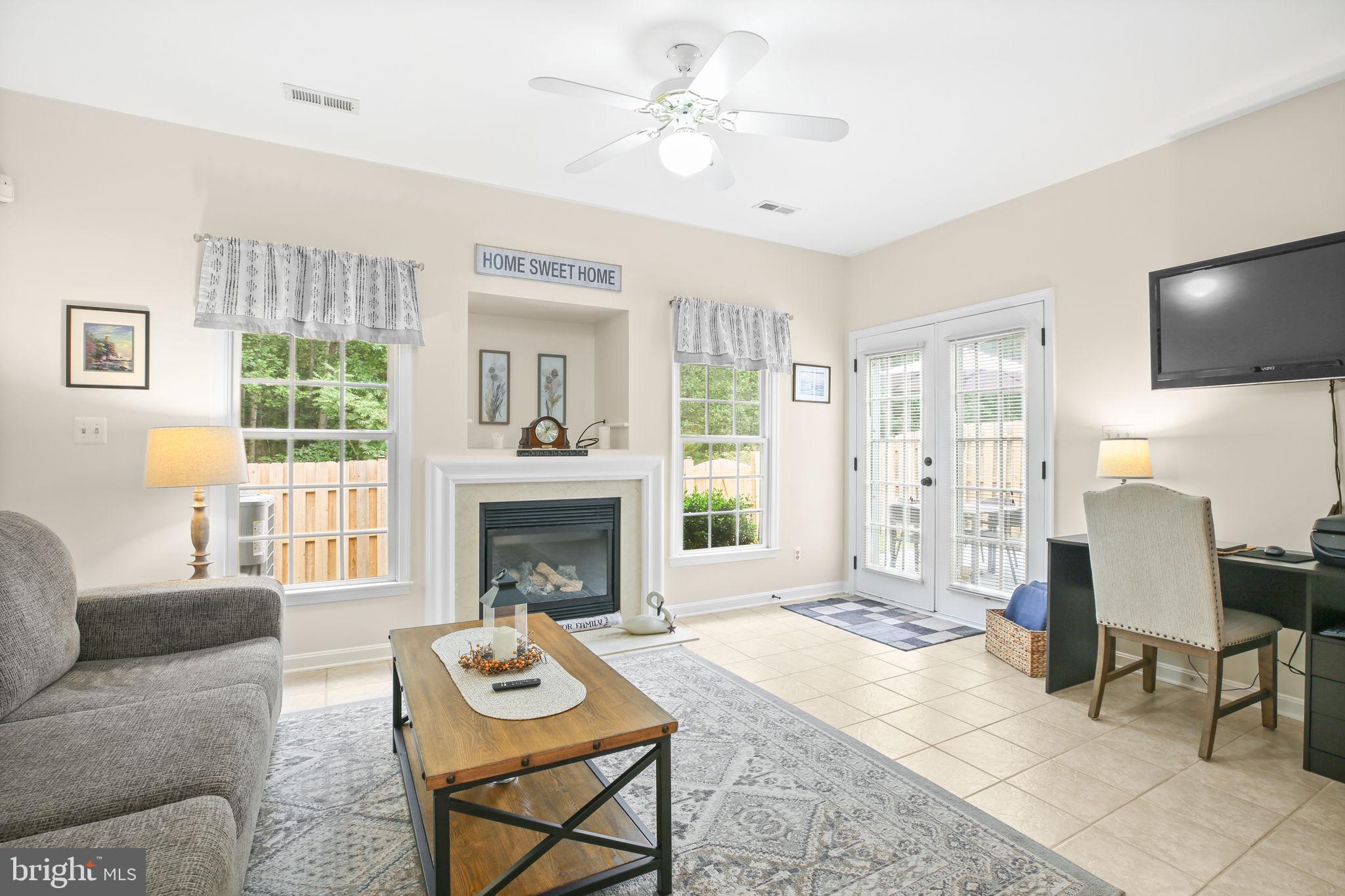 OAKVIEW (SALEM FIELDS) - Residential