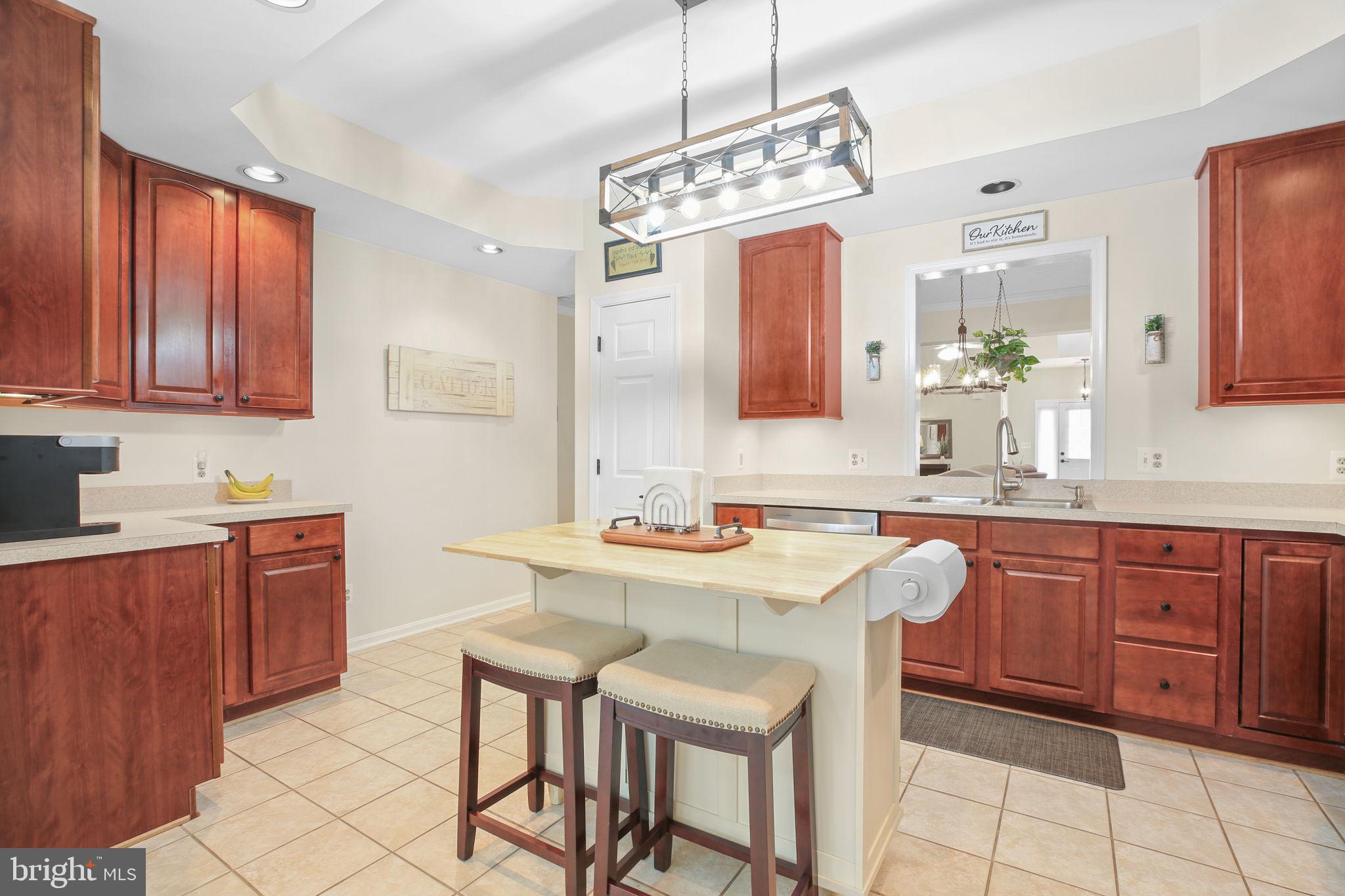 OAKVIEW (SALEM FIELDS) - Residential