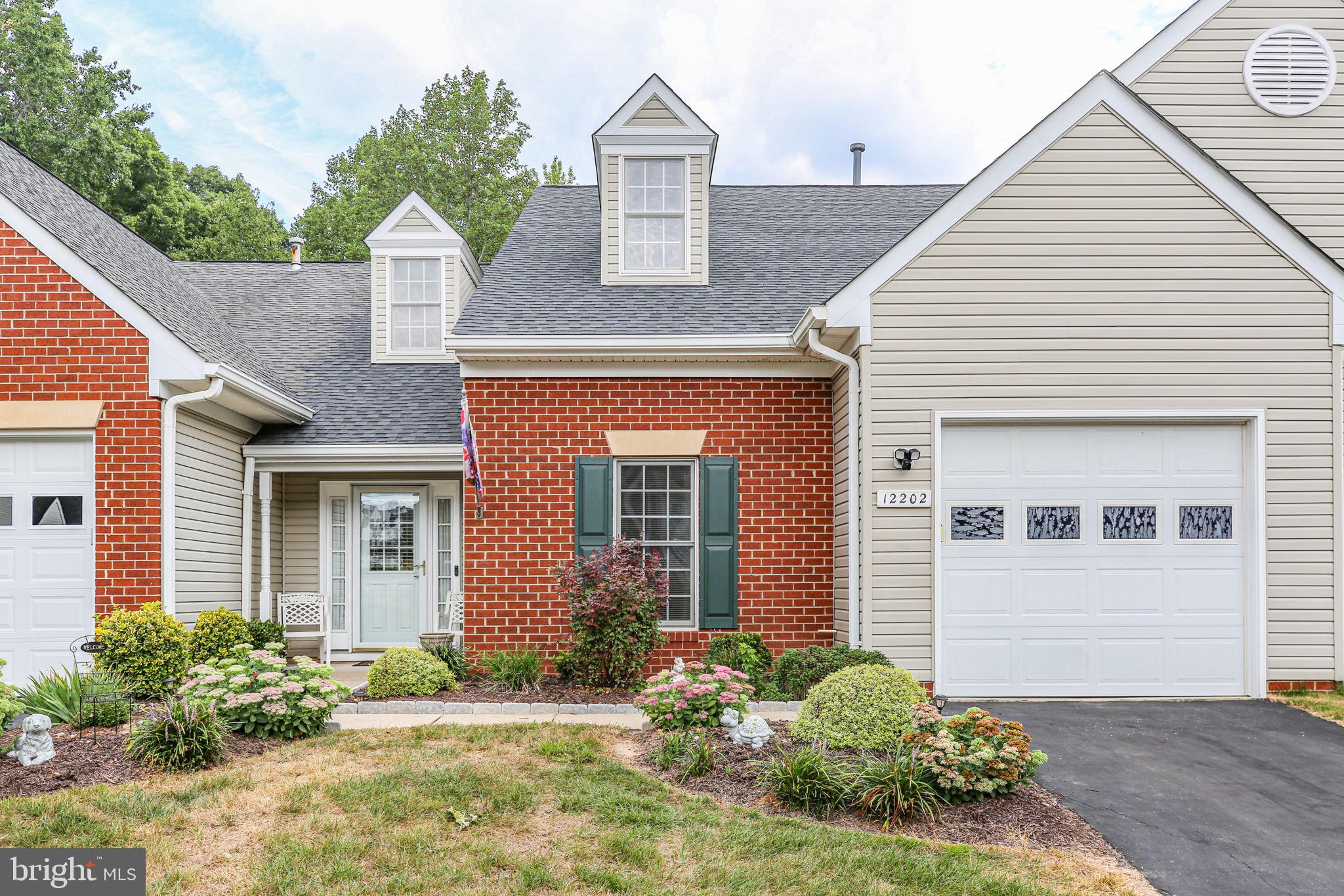 OAKVIEW (SALEM FIELDS) - Residential