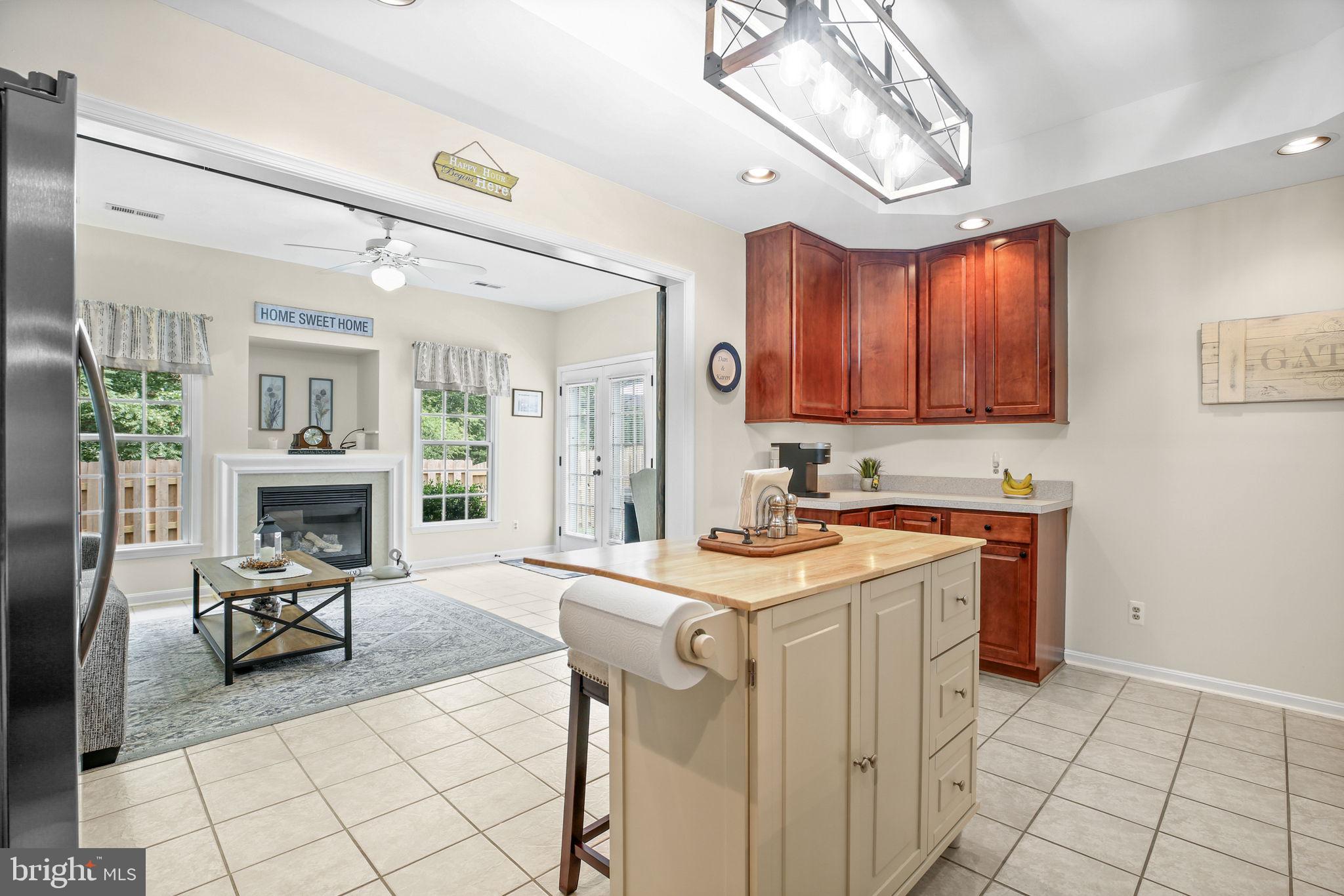 OAKVIEW (SALEM FIELDS) - Residential