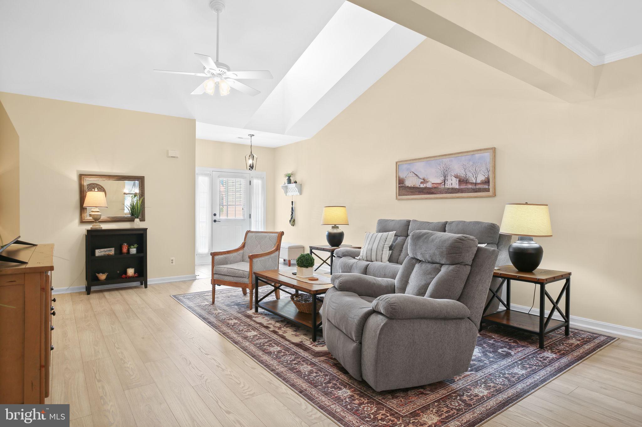 OAKVIEW (SALEM FIELDS) - Residential