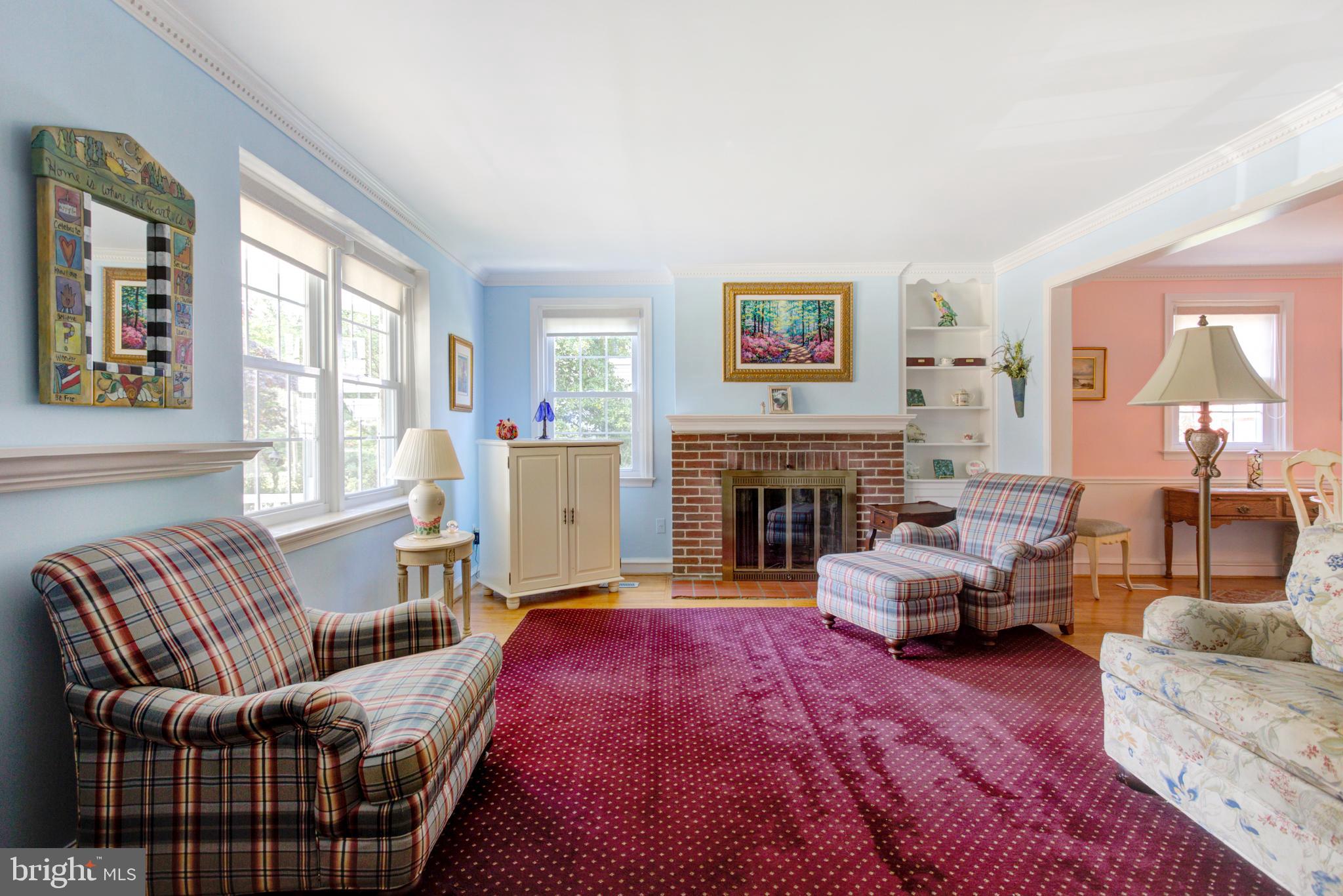 TWICKENHAM VILLAGE - Residential