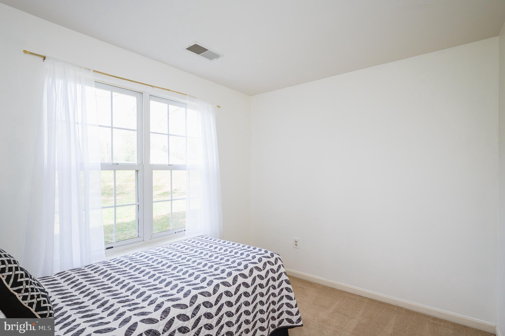 GREENBRIER HILLS - Residential Lease