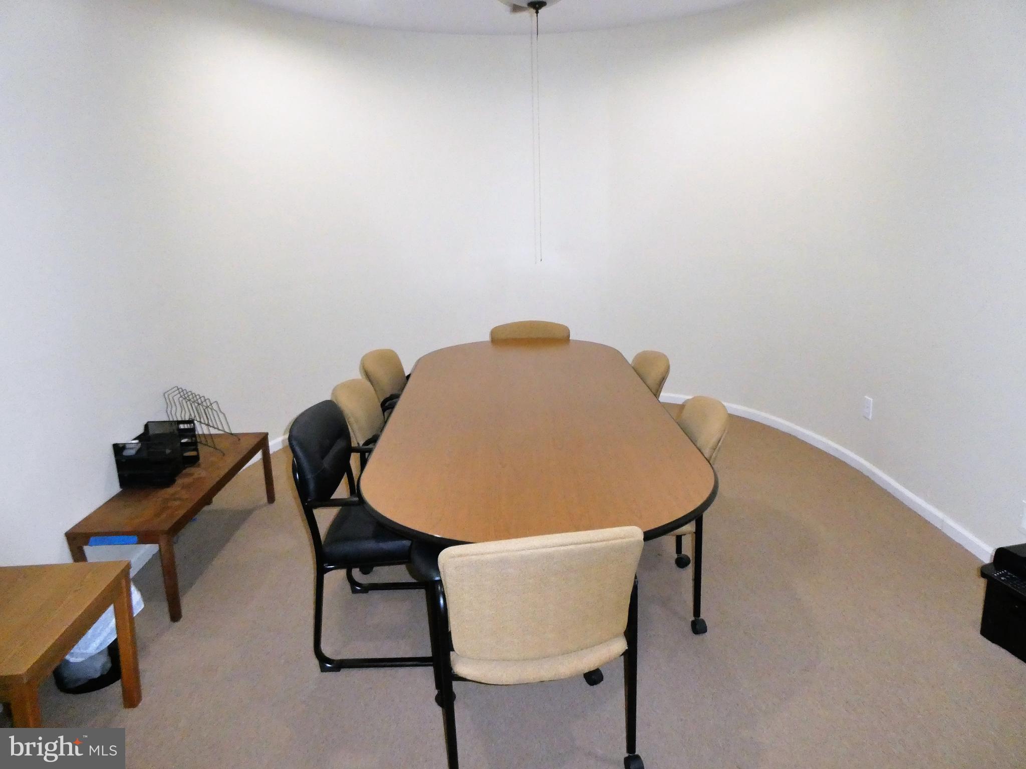 335 EVESHAM AVENUE 1ST FL