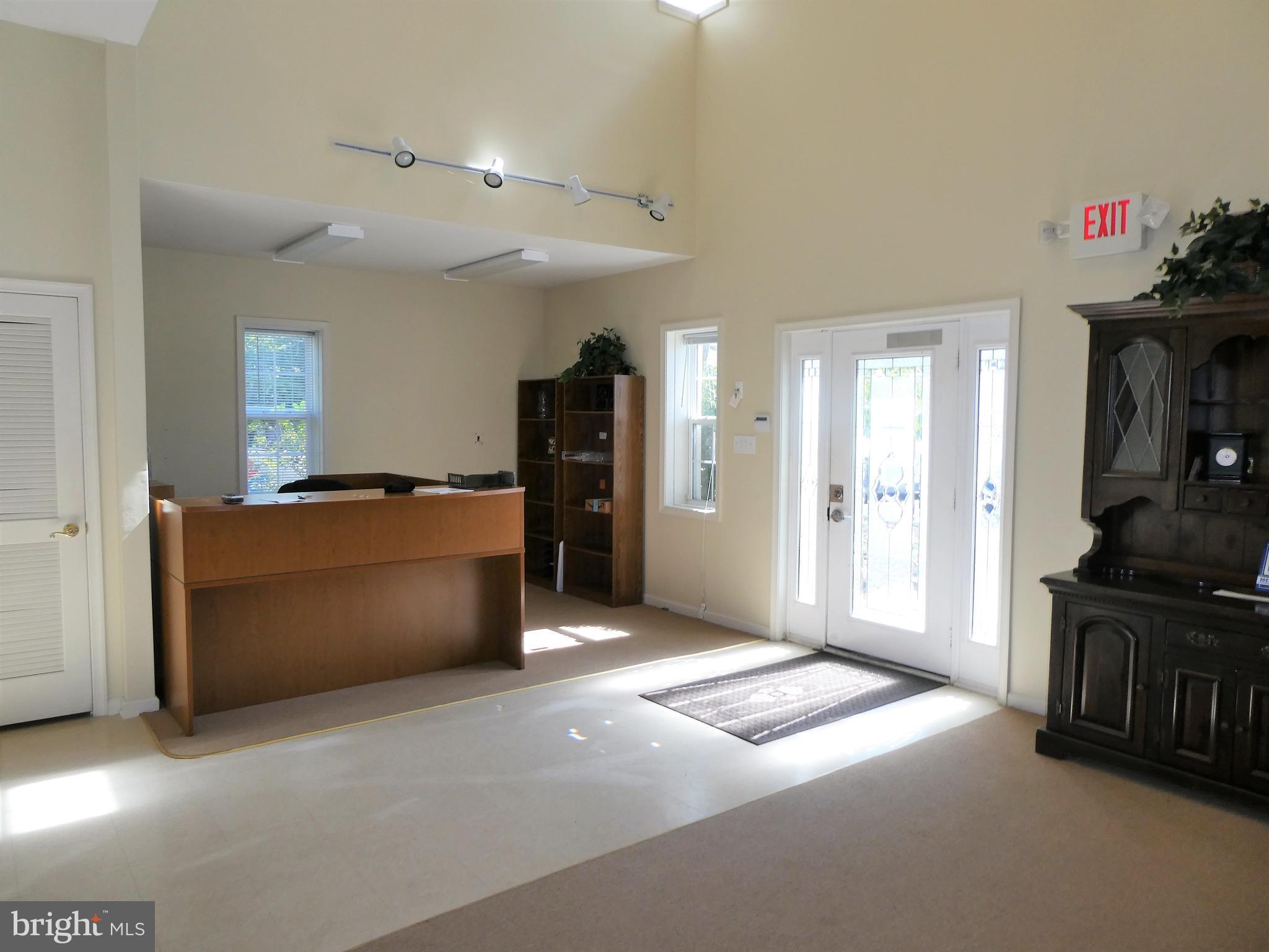 335 EVESHAM AVENUE 1ST FL