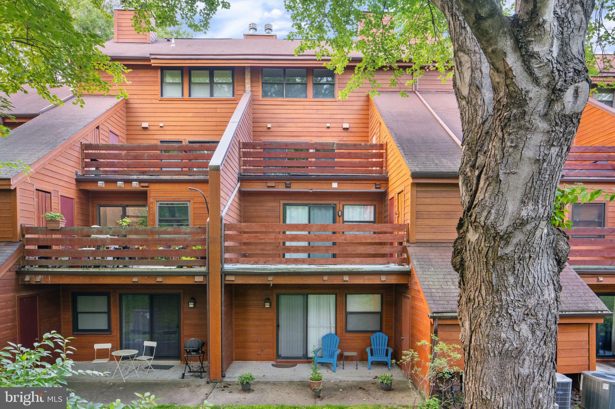 THE PINES - Residential