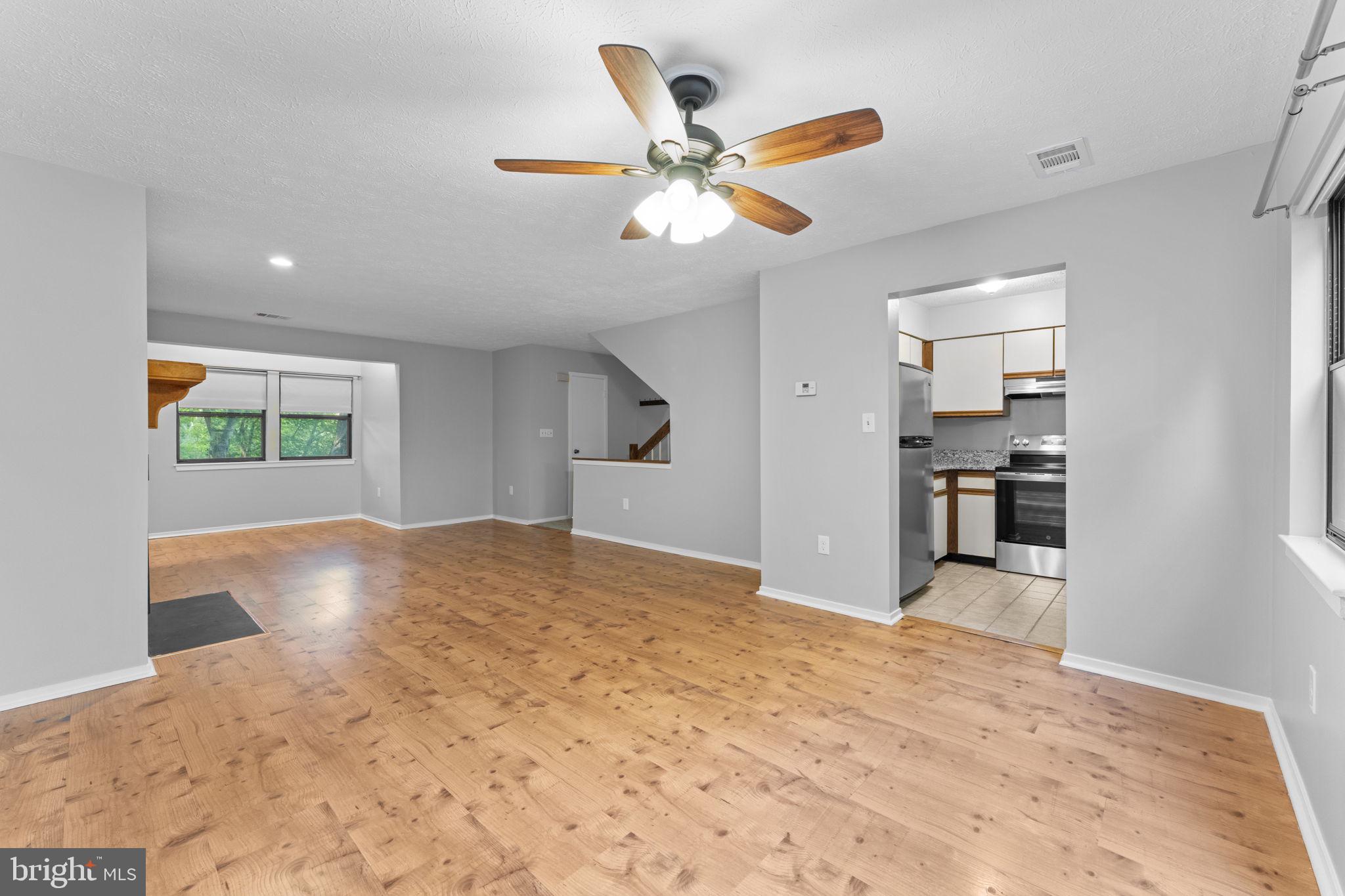 THE PINES - Residential