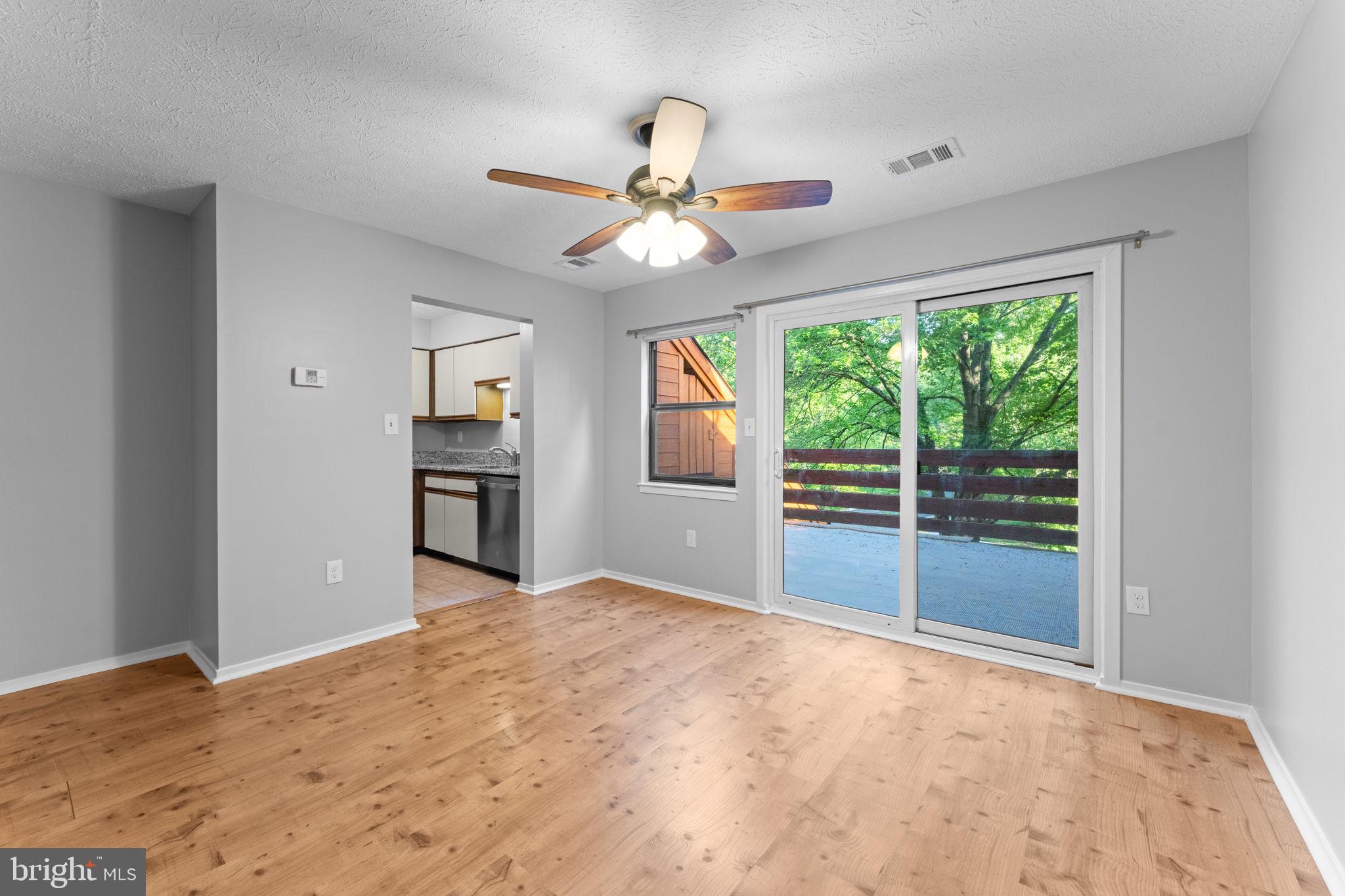 THE PINES - Residential