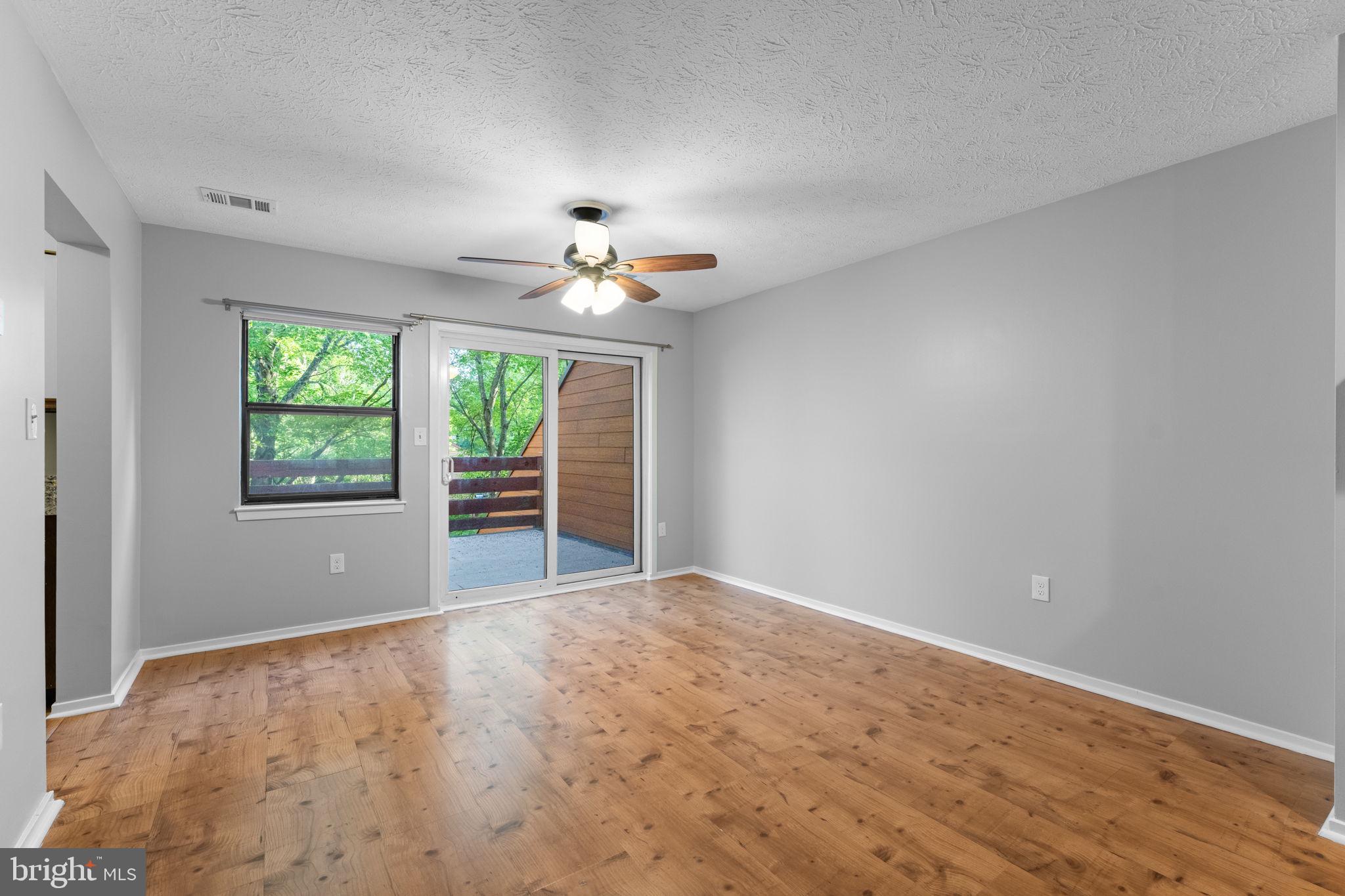 THE PINES - Residential