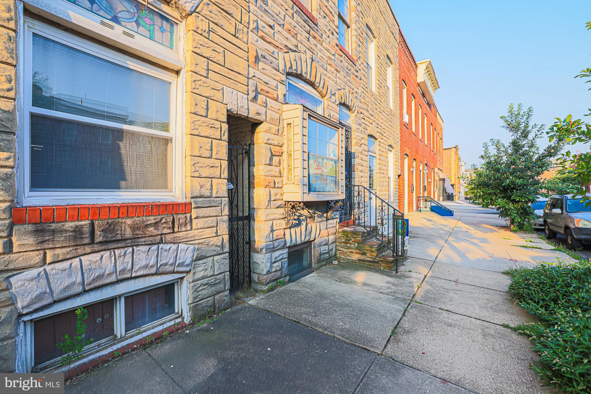 2421 FAIT AVENUE