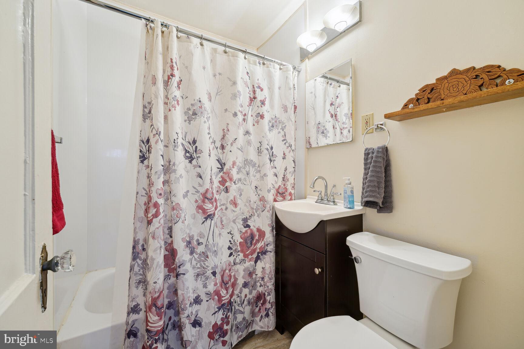 DILLON PARK - Residential Lease