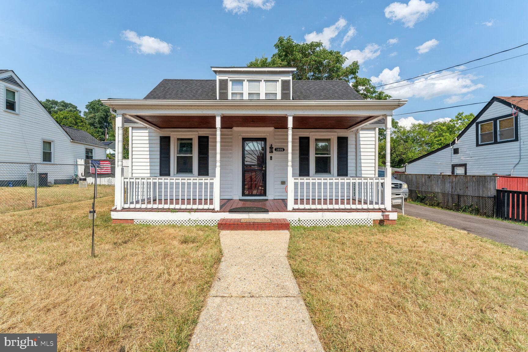 Lovely charming 3-bedroom, 1.5-bath colonial loft-style single-family home in Capitol Heights, MD, near the DC line. This property features an updated kitchen, hardwood floors, and a perfect blend of classic charm and modern convenience. Schedule a showing today and experience the endless possibilities of this delightful home. Vouchers welcome.
