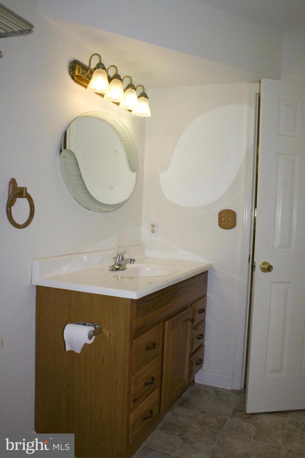 CHESAPEAKE RANCH ESTATES - Residential Lease