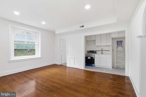 Condo For Rent - 5939 Drexel Road #FL3<br/> PHILADELPHIA, PA 19131