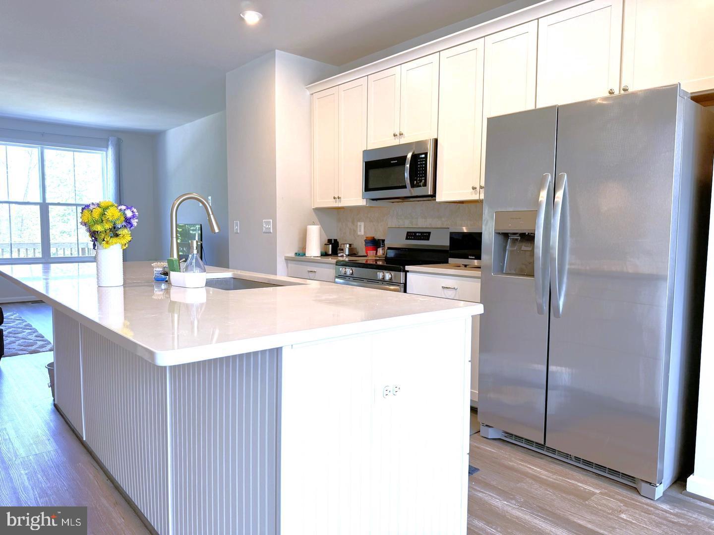 UNKNOWN - Residential Lease