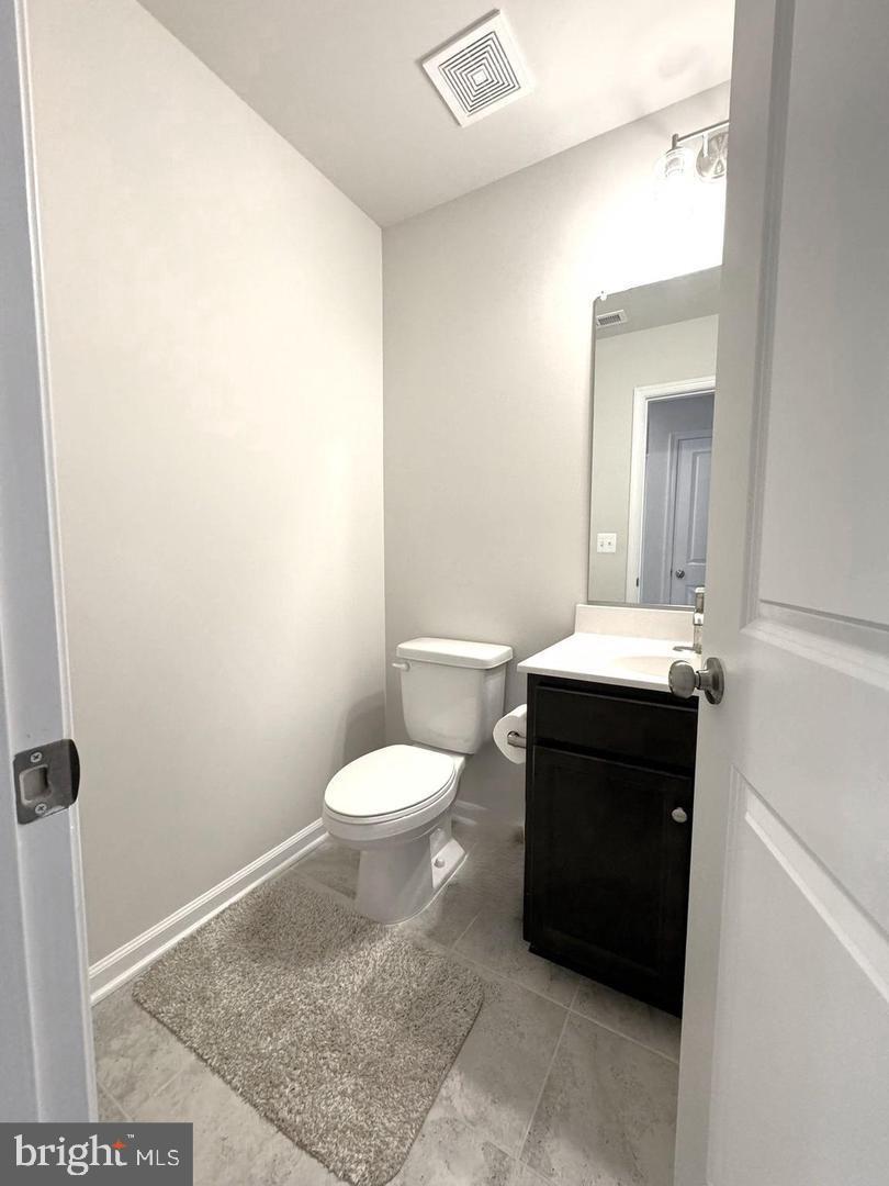 UNKNOWN - Residential Lease