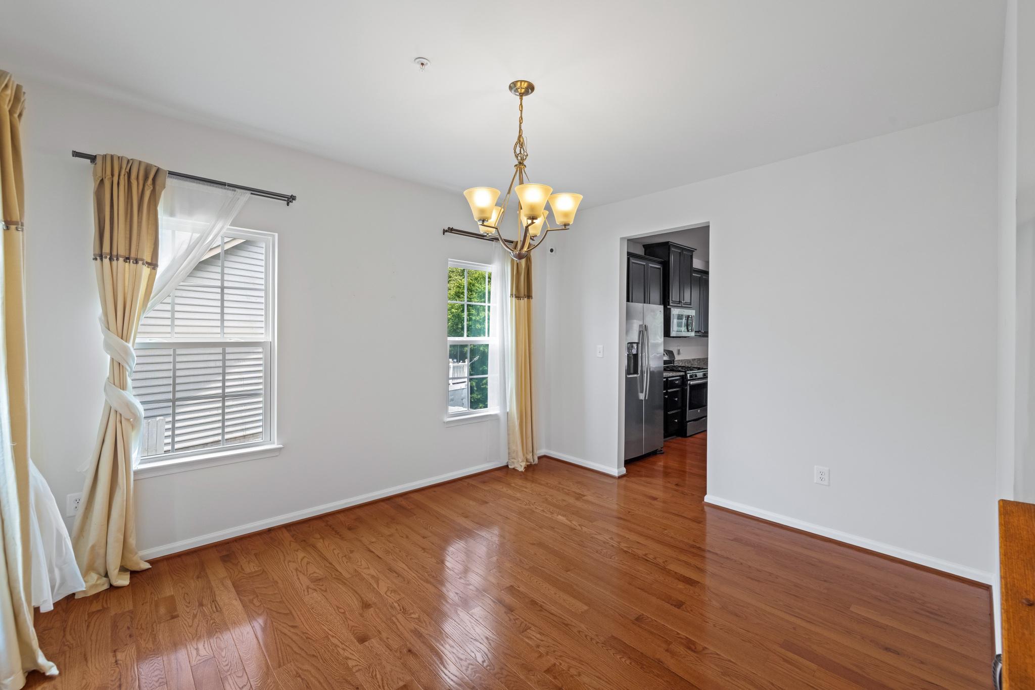2911 BRENTLAND COURT