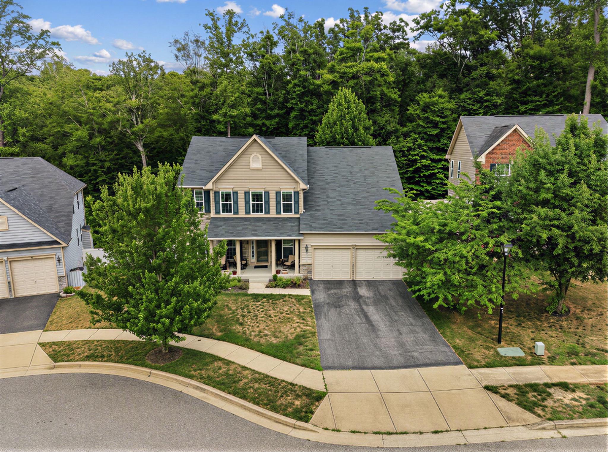 2911 BRENTLAND COURT
