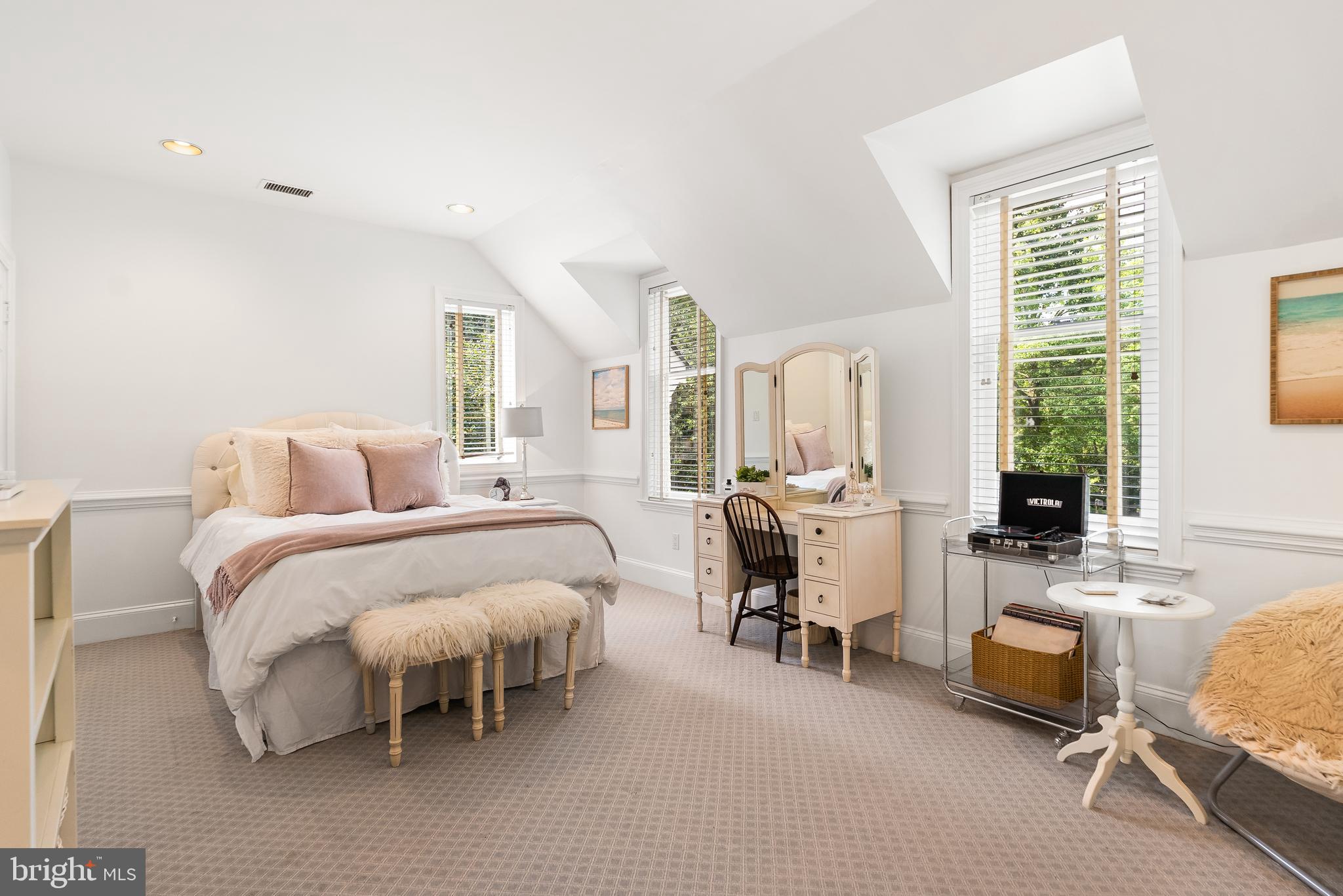 KEDLESTON - Residential