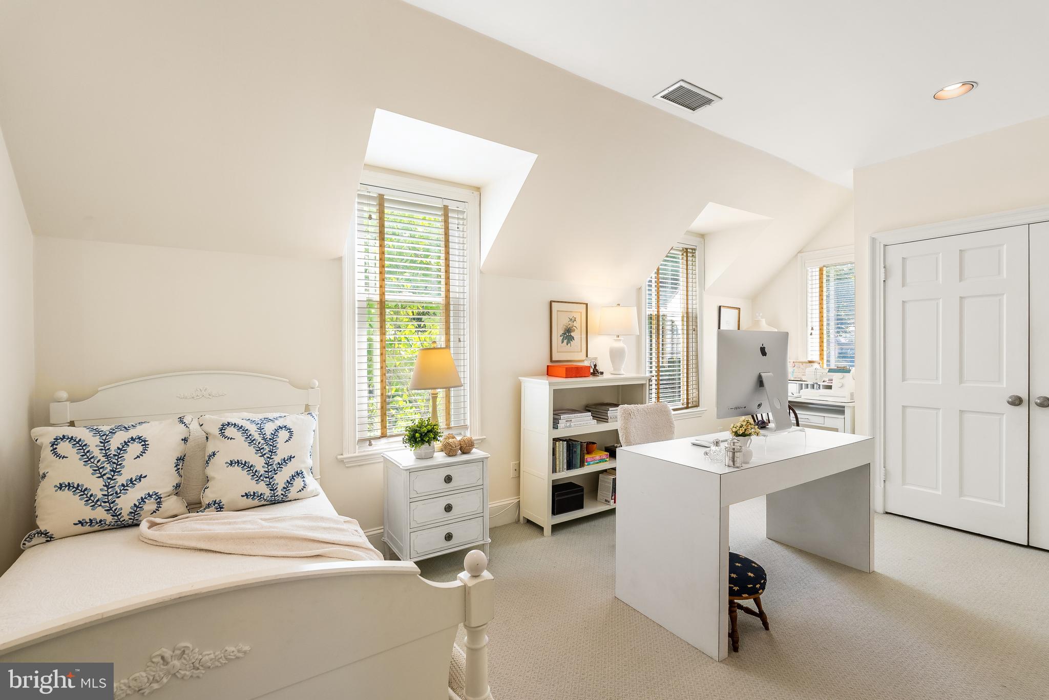 KEDLESTON - Residential