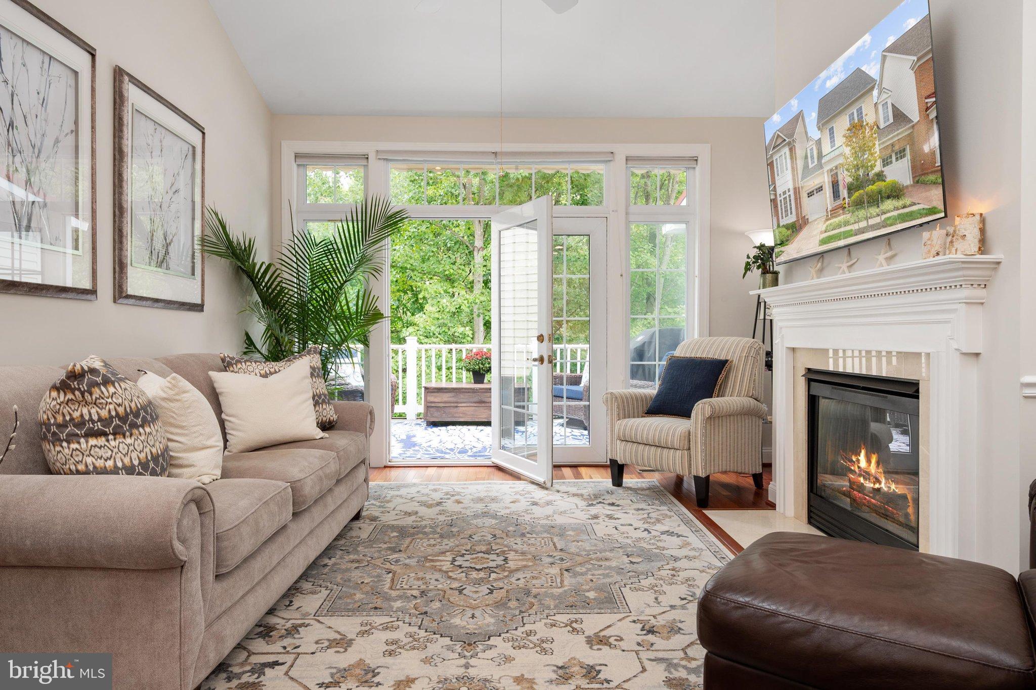 2908 EATON SQUARE 111