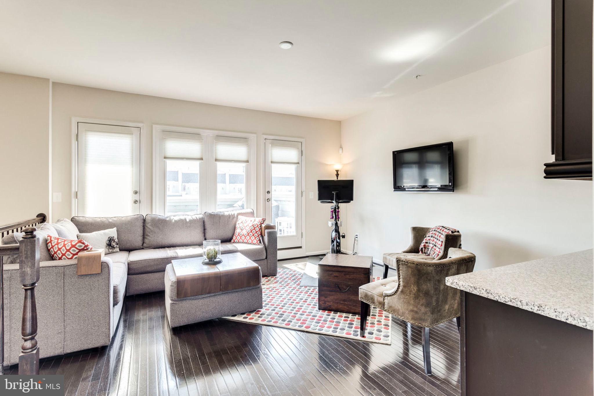 POTOMAC OVERLOOK AT NATIONAL HARBOR - Residential