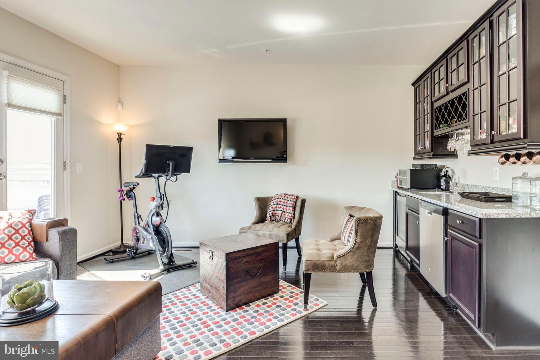 POTOMAC OVERLOOK AT NATIONAL HARBOR - Residential