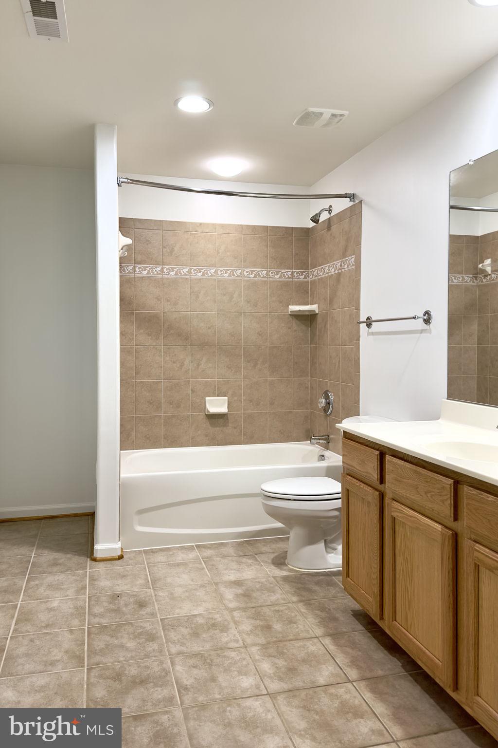 POPLAR HILLS - Residential