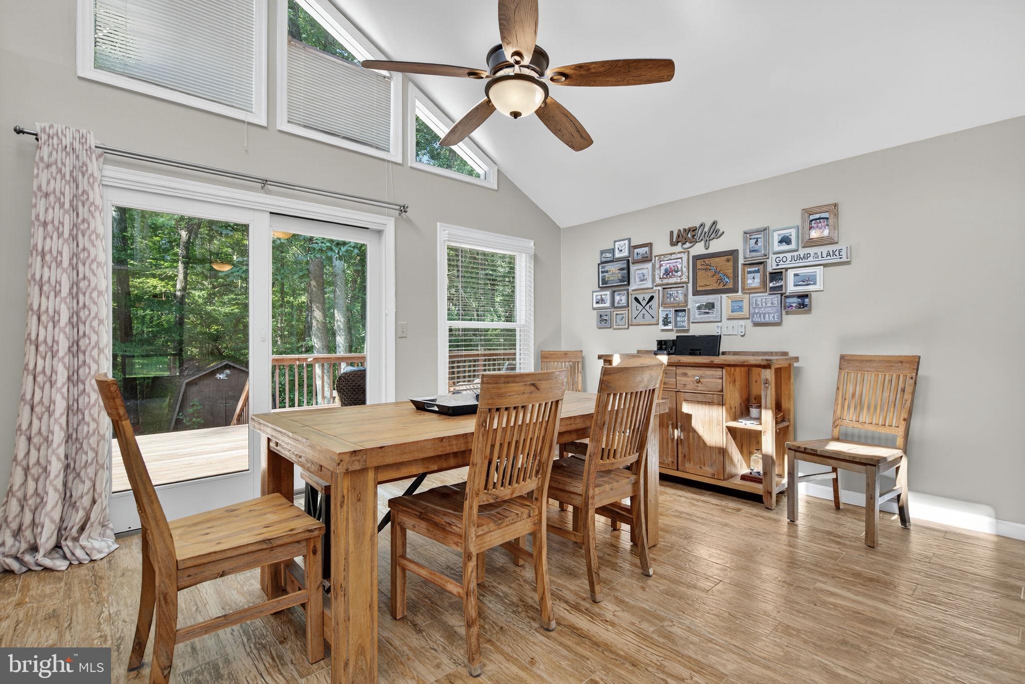 BEAR TREE COVE - Residential