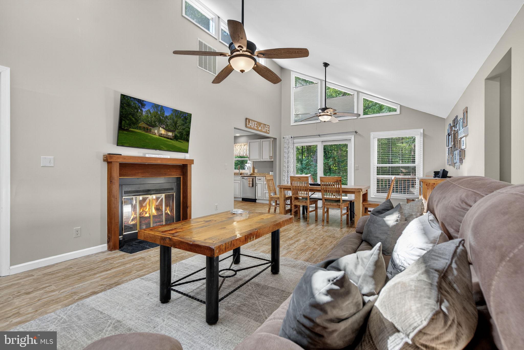 BEAR TREE COVE - Residential