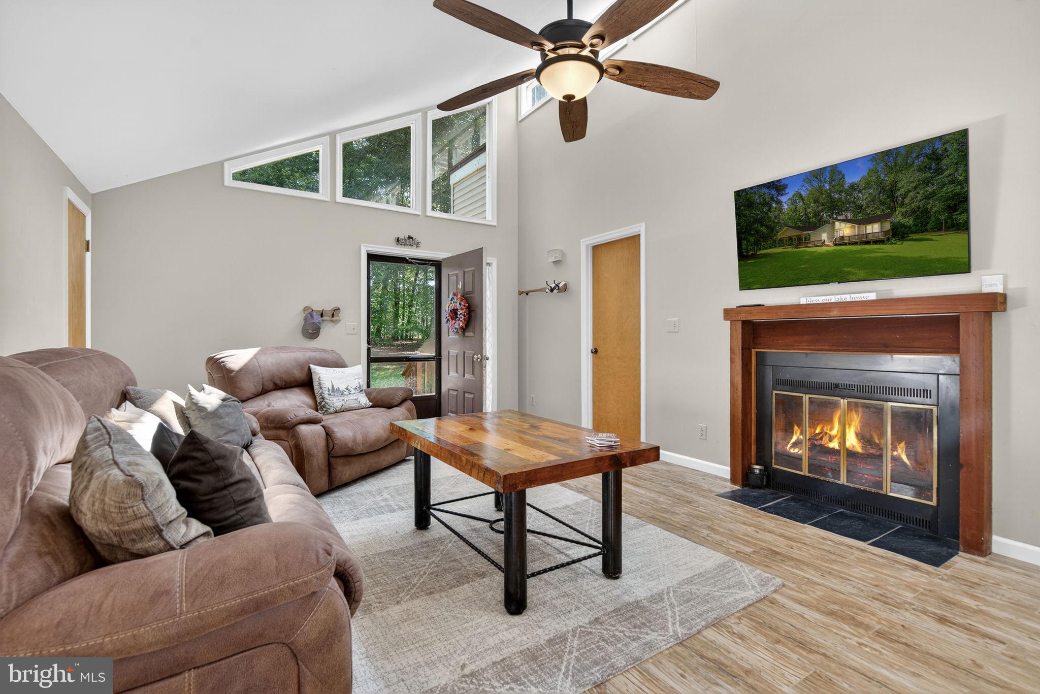 BEAR TREE COVE - Residential