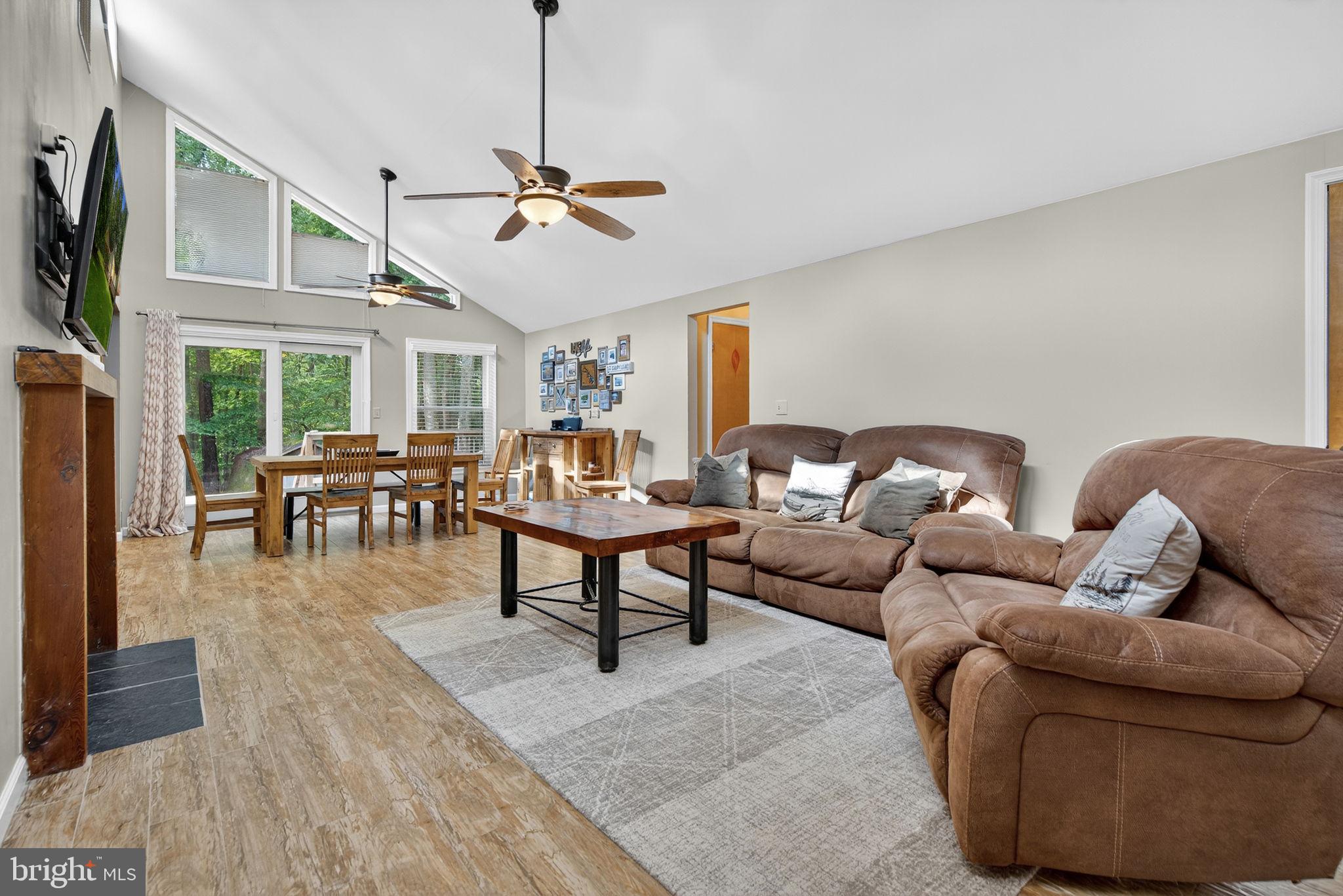 BEAR TREE COVE - Residential