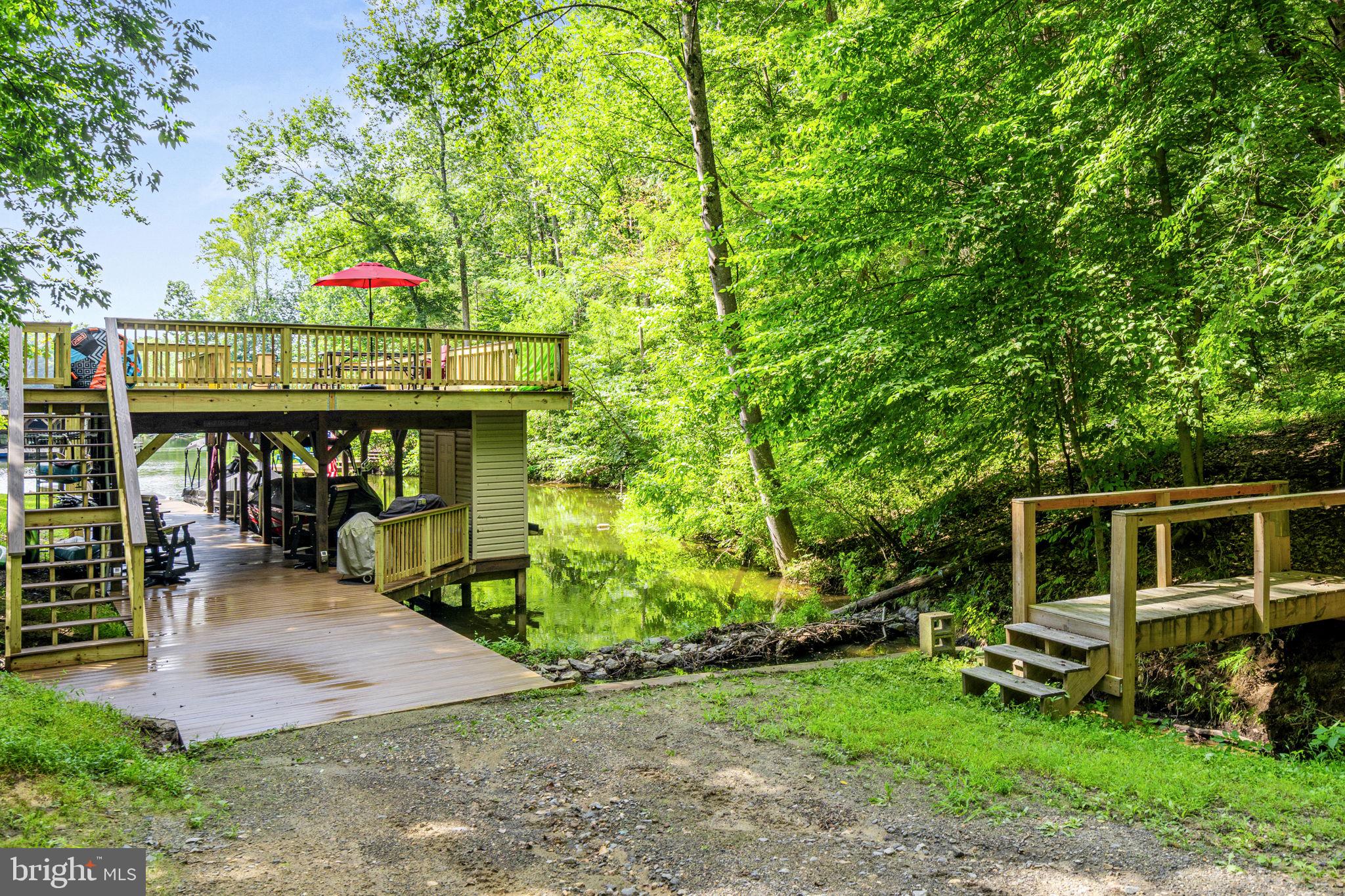 BEAR TREE COVE - Residential