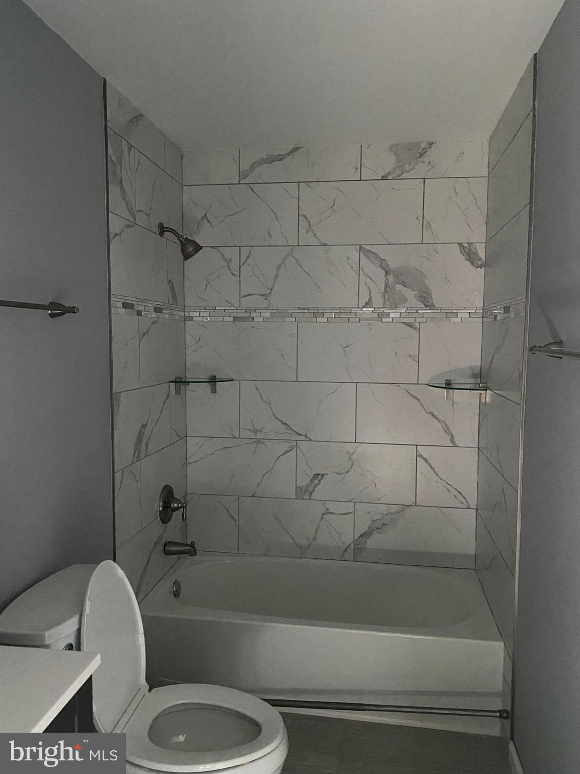 KINGSWOOD - Residential Lease