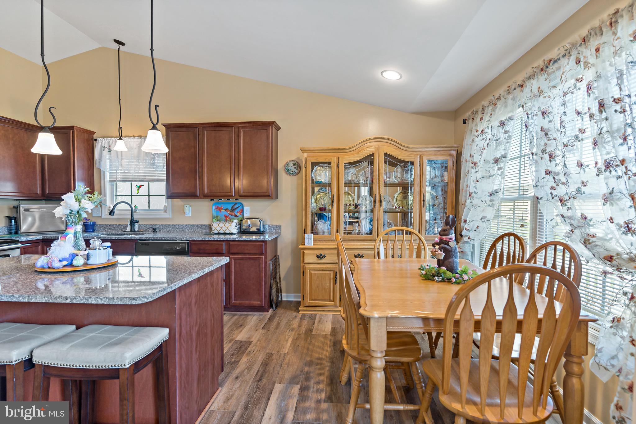 RED HILL - Residential