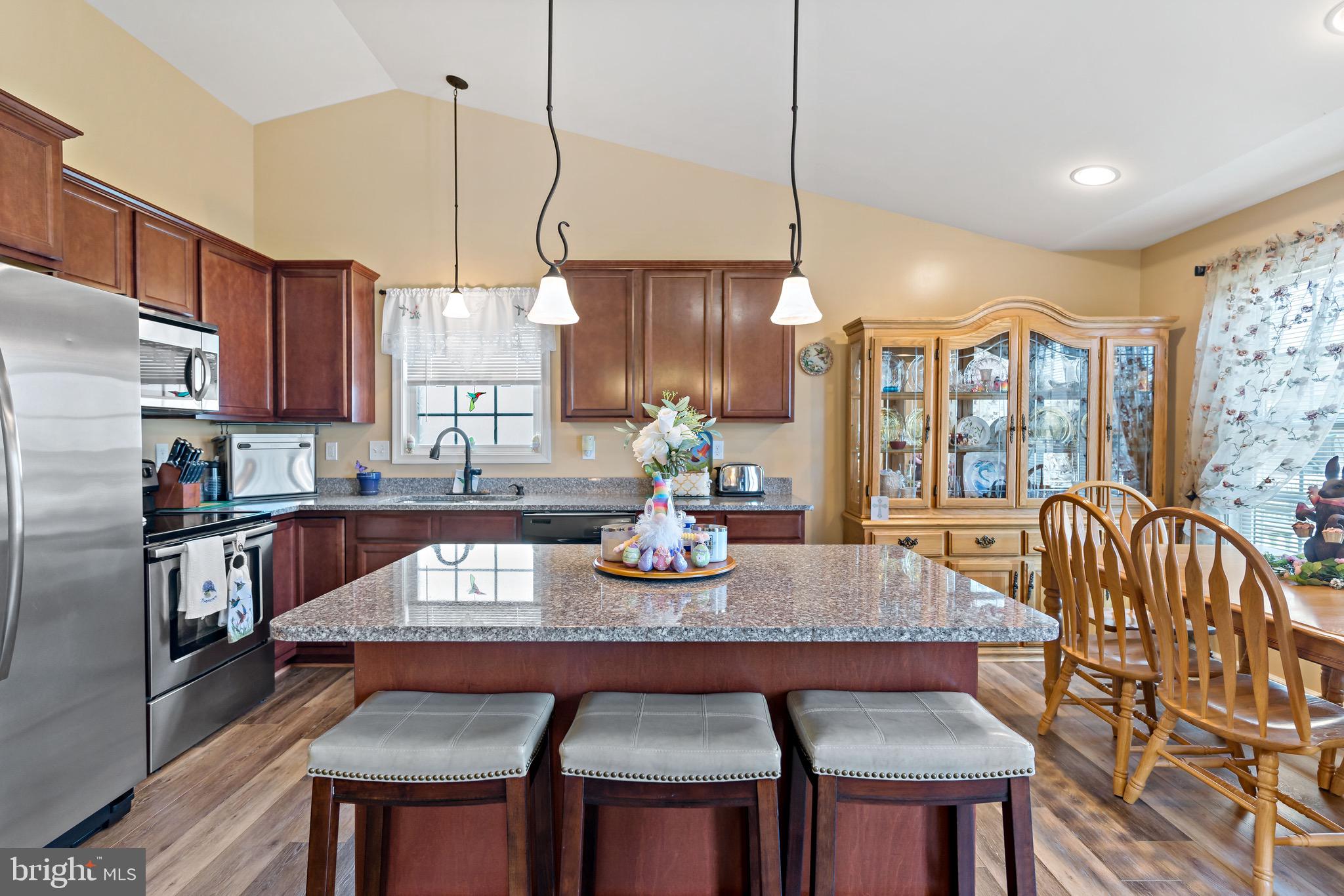 RED HILL - Residential