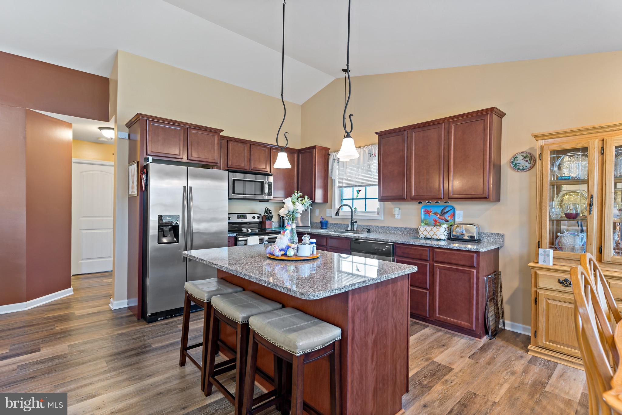 RED HILL - Residential