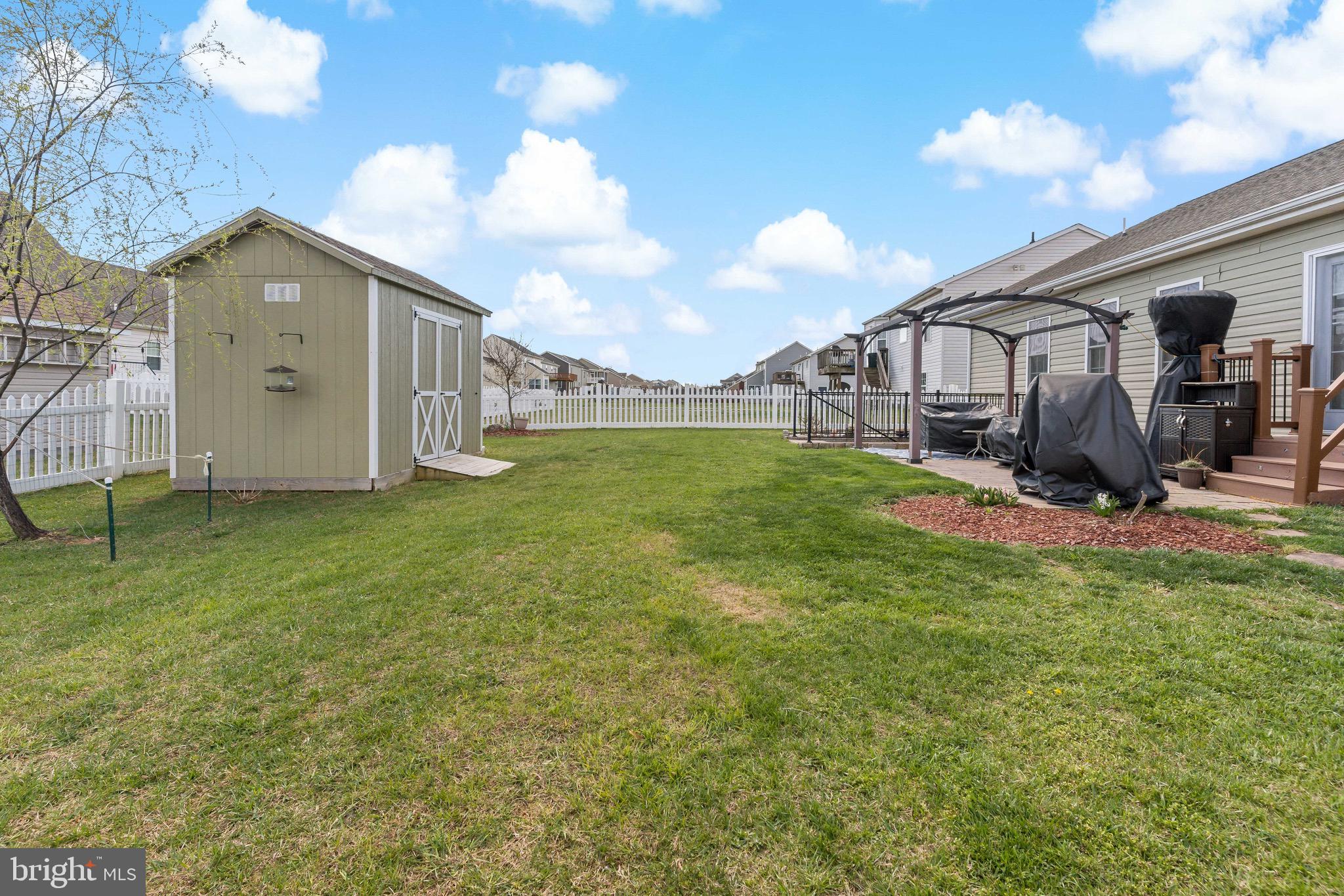 RED HILL - Residential