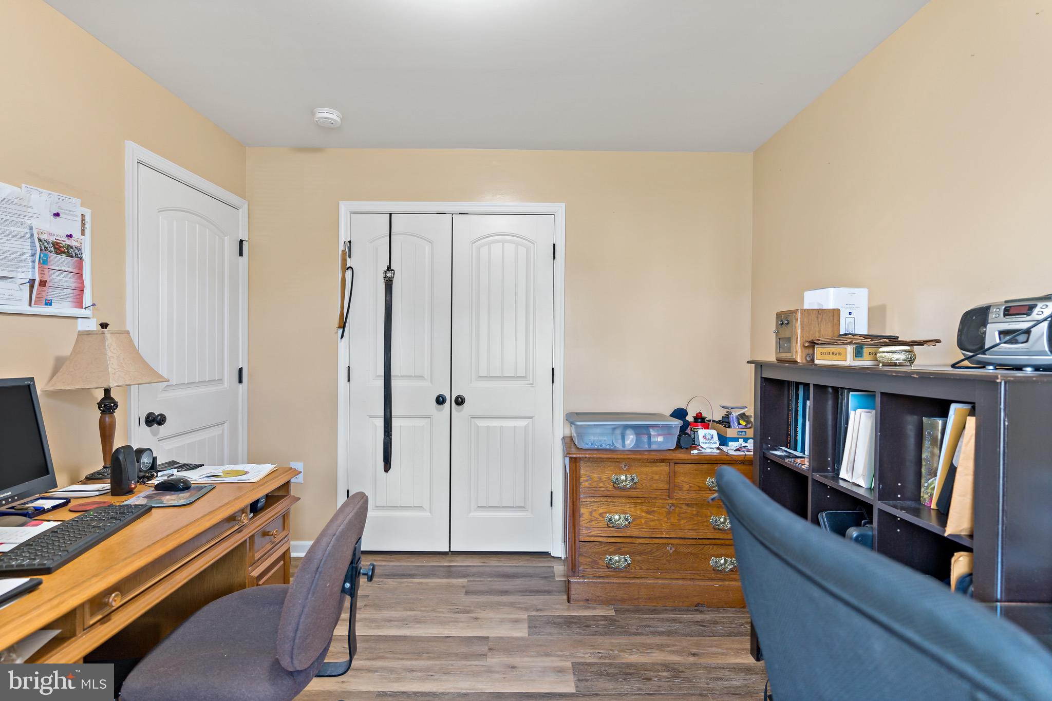 RED HILL - Residential