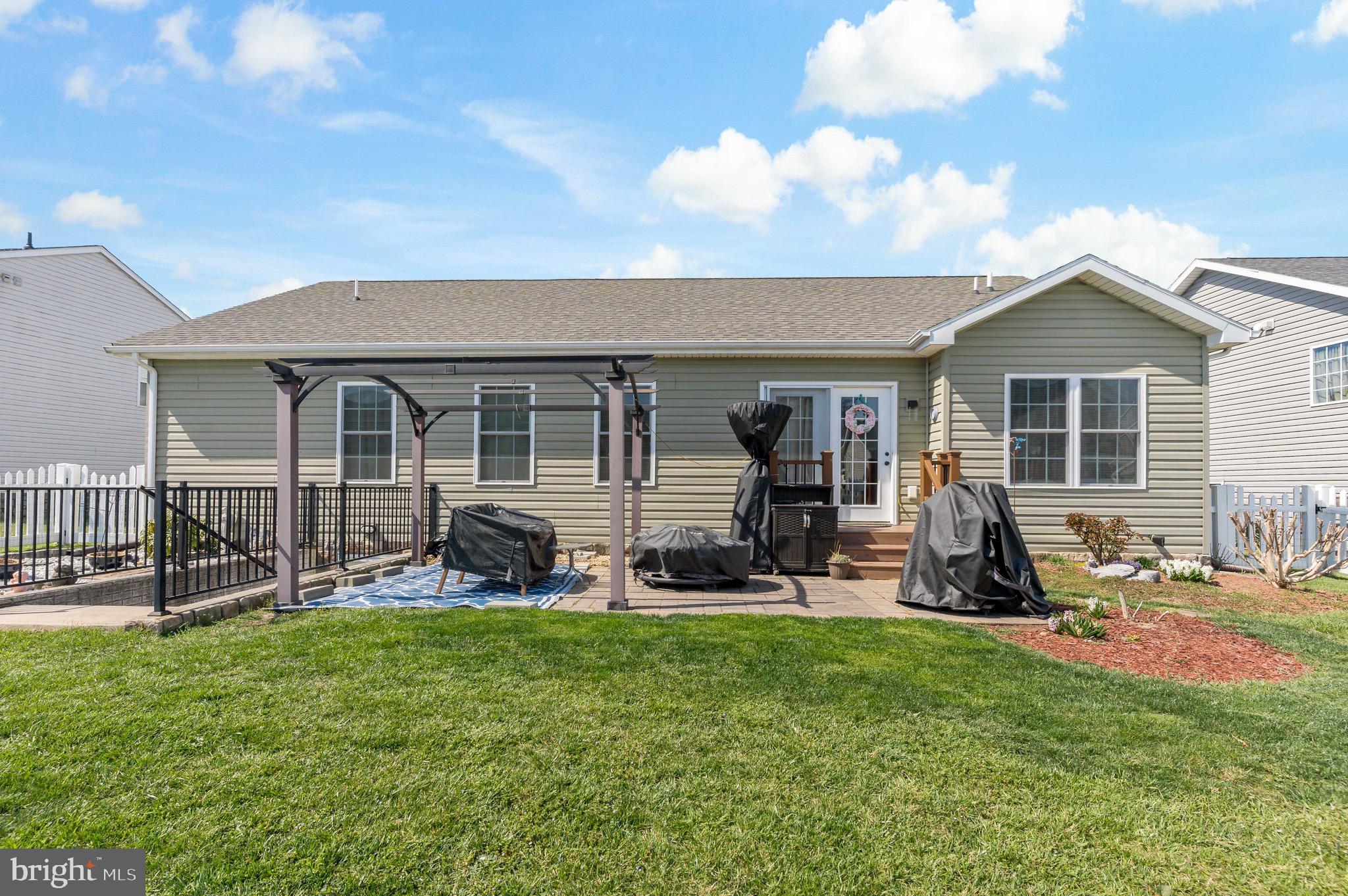 RED HILL - Residential