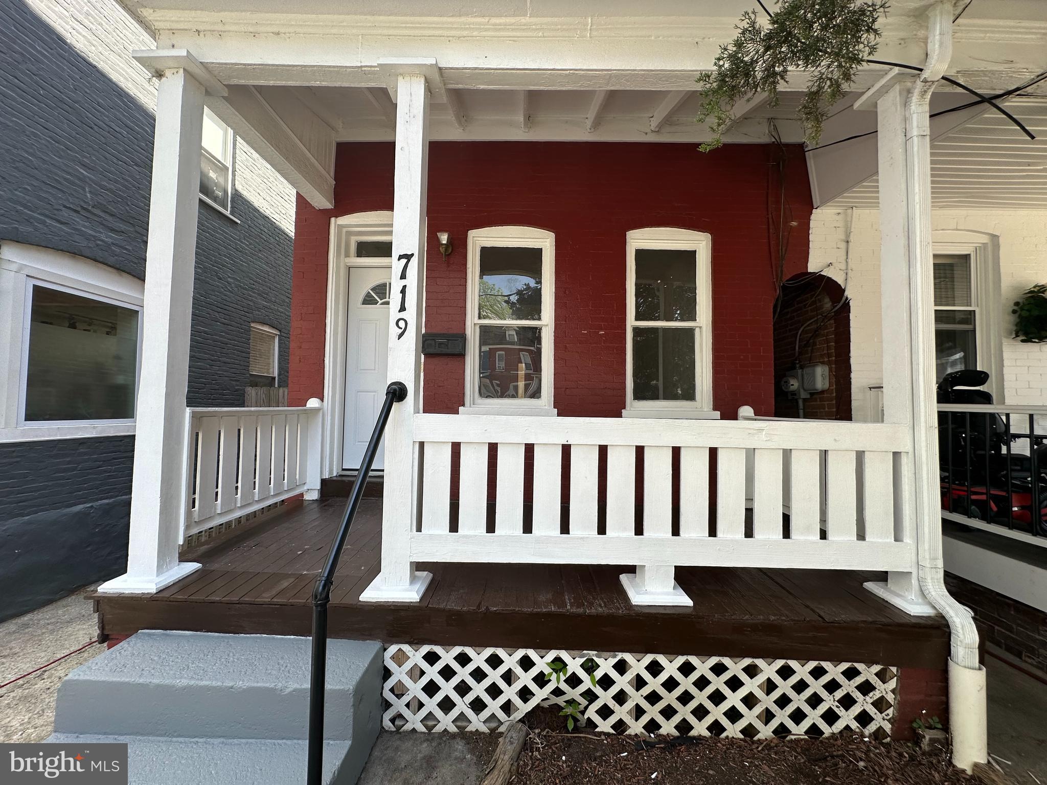 LANCASTER - Residential