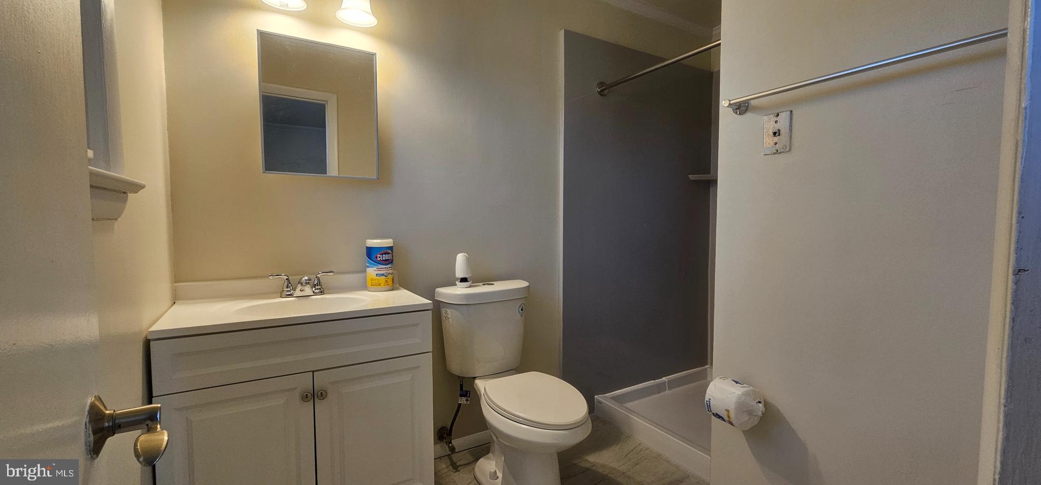 ALLENWOOD ACRES - Residential Lease