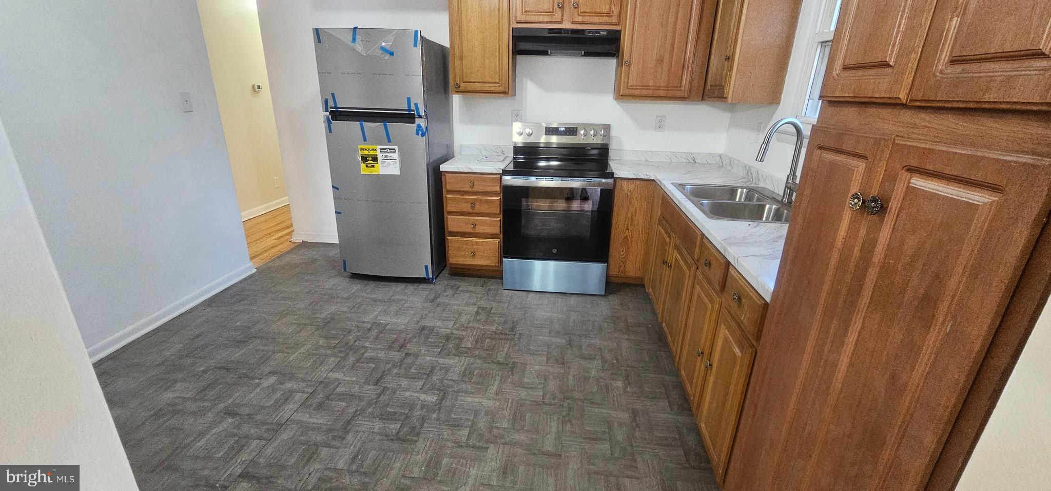 ALLENWOOD ACRES - Residential Lease