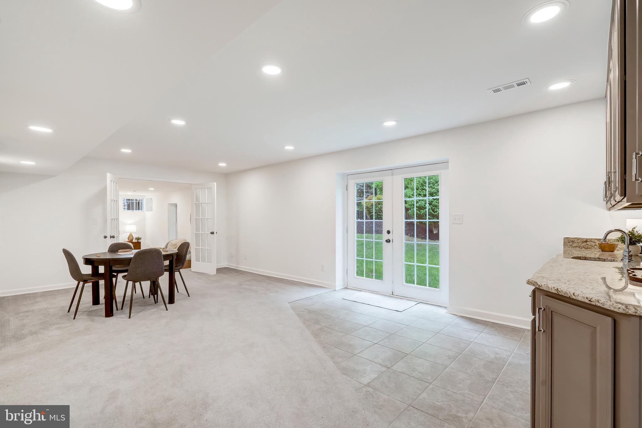 BARRINGTON - Residential