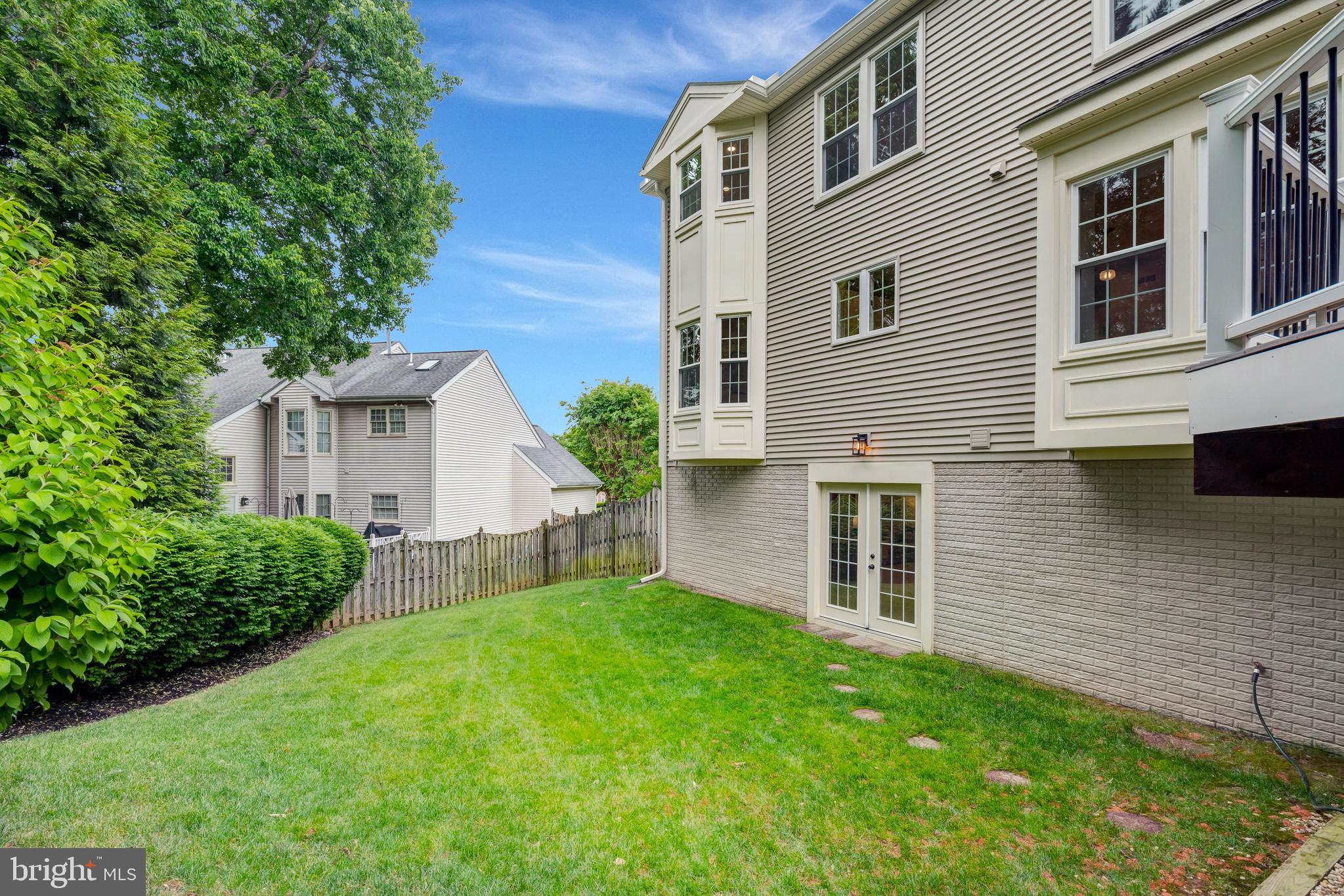 BARRINGTON - Residential