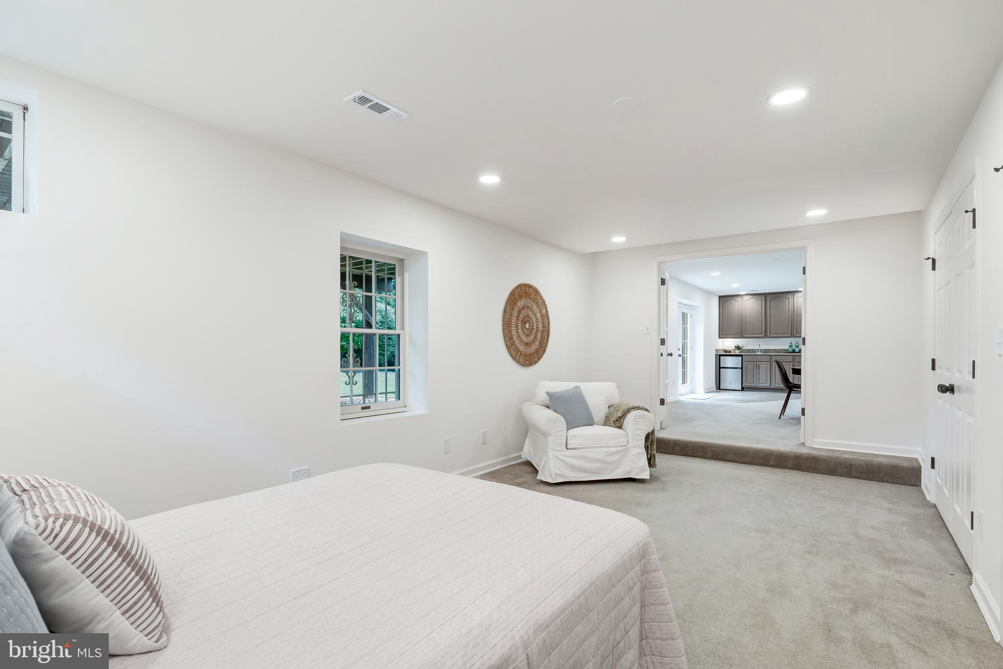 BARRINGTON - Residential